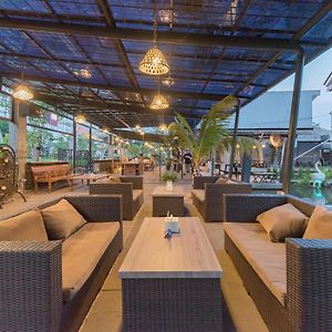 Urbanview Hotel Khayrizsan Tasikmalaya By Reddoorz